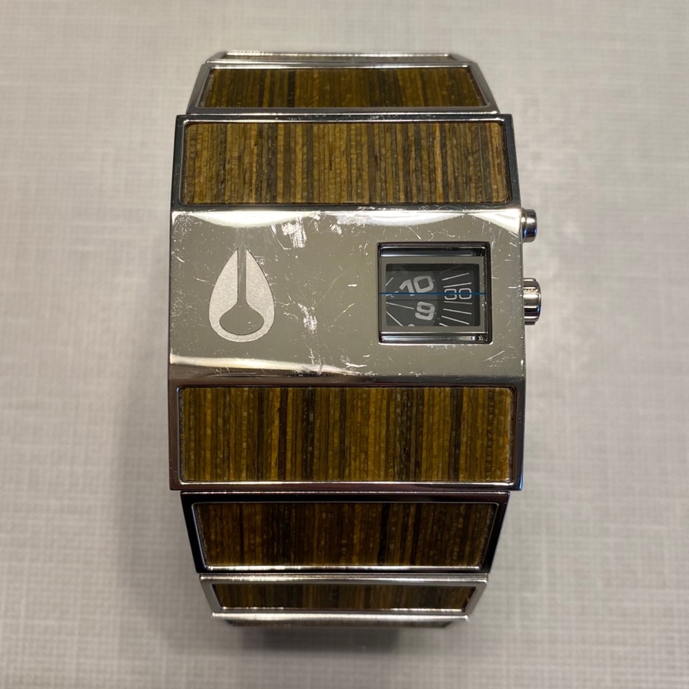 Nixon 30M Rotolog in Bamboo